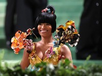 Nicki Minaj Ditahan Polisi Bandara di Belanda, Ada Salah Apa?