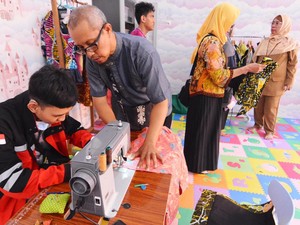 Salut! Ratusan Anak Disabilitas Berkarya di Rumah Anak Prestasi Surabaya