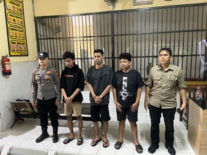 Admin Judi Higgs Domino di Surabaya Digerebek, 4 Orang Diamankan