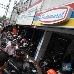 Ini Pemilik Alfamart dan Indomaret, Siapa Lebih Kaya?
