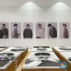 Serunya Belanja di BTS POP-UP: MONOCHROME, Teriakan Army Menggema!