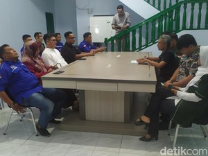 Ketua Demokrat Makassar Adi Rasyid Ali Ambil Formulir Cawalkot di PKB