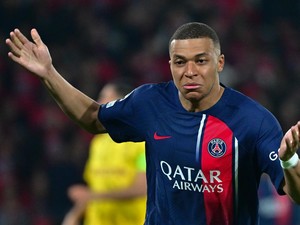 Mbappe Tak Bahagia di PSG