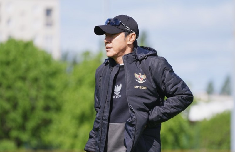 Latihan pemain Tim Nasional (Timnas) Indonesia U-23 jelang laga melawan Guniea U-23 ada laga play-off Olimpiade Paris 2024. di Stade Leo Lagrange, Besancon, Prancis, Selasa (7/5/2024). (Dok. PSSI) Latihan pemain Tim Nasional (Timnas) Indonesia U-23 jelang laga melawan Guniea U-23 ada laga play-off Olimpiade Paris 2024. di Stade Leo Lagrange, Besancon, Prancis, Selasa (7/5/2024). (Dok. PSSI)