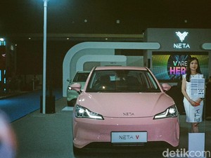 Mobil Listrik Neta Laku Ratusan Unit di Pameran PEVS 2024