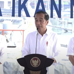 Jokowi Resmikan Tambak Ikan Nila Karawang, Bidik Potensi Dunia Rp230 T