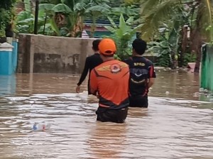 Sungai Aur Meluap, Puluhan Rumah di Muara Enim Kebanjiran