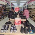 Puncak Gunung Es Pabrik Sepatu Bata, Produsen Lain Juga Menderita