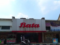 Pabrik Tutup, Bata Gelar Pesta Diskon Sampai 81% Sandal dan Sepatu