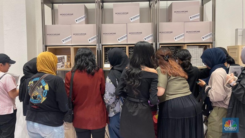 BTS Pop Up Store di Metro Gancit. (CNBC Indonesia/Rindi Salsabila)