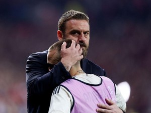 Roma Masih di Situ-situ Saja, De Rossi Pengin Tiru Atalanta