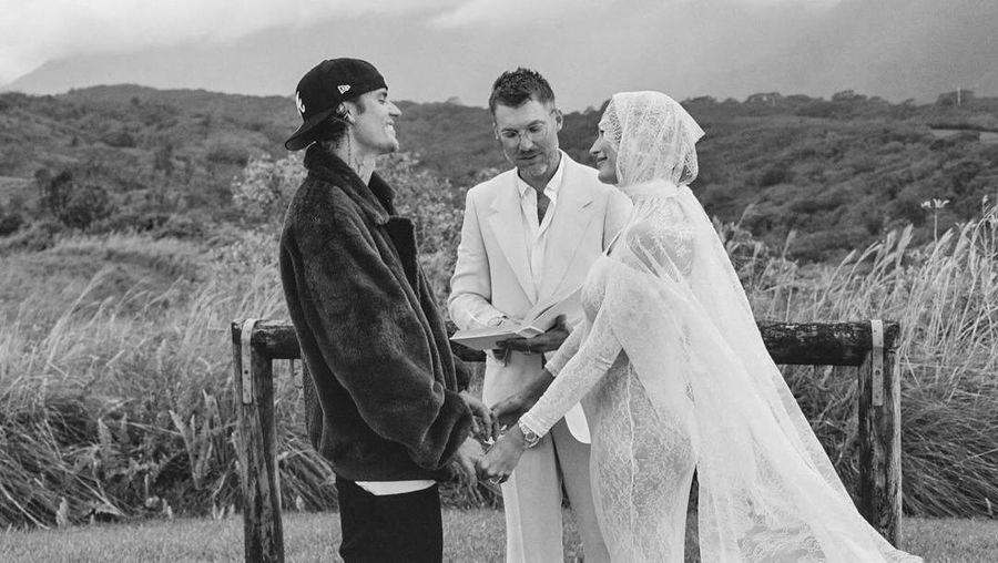 Justin Bieber dan sang istri Hailey Bieber mengumumkan kehamilan sang istri. (instagram @justinbieber)