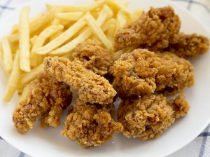 Restoran Ayam Goreng Diboikot karena Beri Komentar Rasis di Facebook