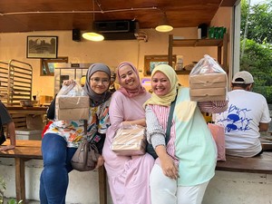 Cerita Rike Warga Bekasi Antre 3 Jam untuk Beli Donat Viral di Blok M