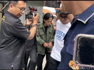 Epy Kusnandar Kelihatan Bingung Usai Jalani Tes Kesehatan