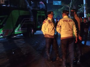 Kapolda Jabar Cek Lokasi Bus Terguling di Subang yang Tewaskan 11 Orang
