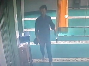 Detik-detik Rusli Maling Kotak Amal Masjid hingga Babak Belur Digebukin Warga