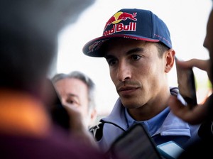 Kalau Ducati Tak Tahan Marc Marquez, Aprilia Bisa Bergerak!