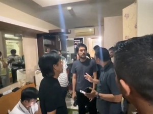 Momen Penangkapan Epy Kusnandar-Yogi Gamblez di Kawasan Apartemen Kalibata