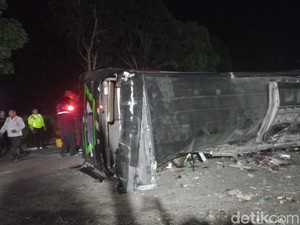 Bus Bawa Rombongan Pelajar Kecelakaan di Subang, 11 Orang Tewas