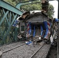 Tabrakan Kereta Api, 2 Orang Anak Tewas & 49 Orang Luka-Luka