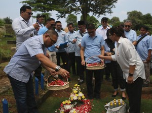 Peringati 26 Tahun Reformasi, Laskar Trisakti 08 Lakukan Ziarah