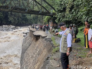 Banjir Bandang di Sumbar Tewaskan 44 Orang, BNPB Singgung Alih Fungsi Lahan