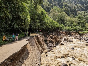 Update Korban Banjir Bandang di Sumbar: 50 Tewas, 27 Orang Hilang