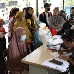 Warga RI! Ini 4 Bansos yang Cair di Akhir 2024