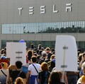 Elon Musk Tipu Investor Tesla, Terungkap dari Email Rahasia