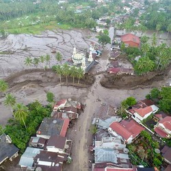 Waspada, Nyaris 200 Juta Warga RI Berada di Kawasan Rawan Bencana