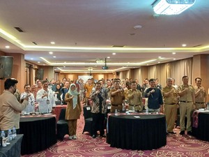 Upaya Pemprov Jabar Berantas Bank Emok Lewat Pengembangan BUMDesa