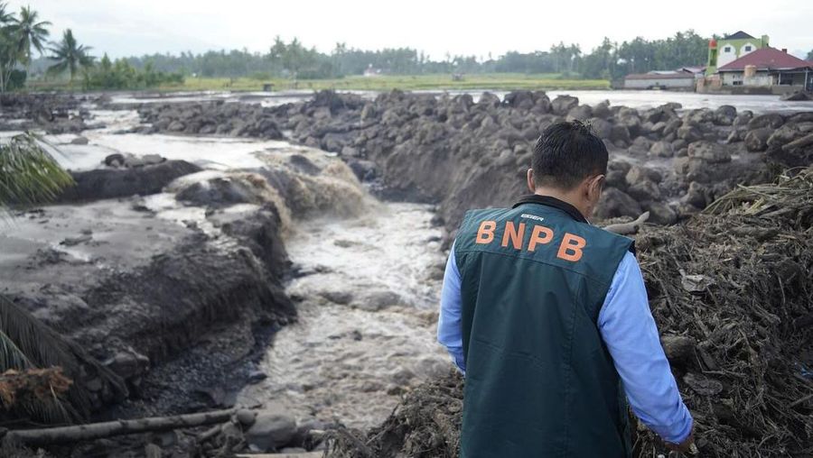 Kondisi terkini Kabupaten Agam, Kabupaten Tanah Datar usai diterjang banjir bandang lahar dingin. (Instagram @eka.putra.official)
