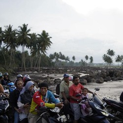 Penampakan Terkini Agam & Tanah Datar Usai Banjir-Longsor Dahsyat