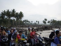 Penampakan Terkini Agam & Tanah Datar Usai Banjir-Longsor Dahsyat