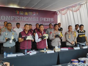 Polri: Kembar Bersaudara WN Ukraina Transaksi Narkoba Pakai Kripto