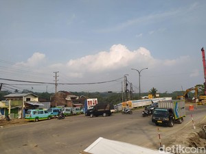 Semrawutnya Lalin di Proyek Flyover Canguk Magelang