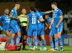 Duel Hidup Mati Persib Bandung dan Bali United!