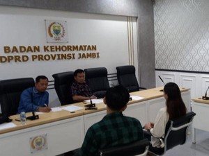 Honorer DPRD Jambi Ngaku Dipecat Usai Curhat Soal Pimpinan, BK Buka Suara