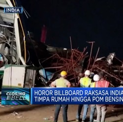 Video: Billboard Raksasa di India Roboh, 14 Orang Tewas
