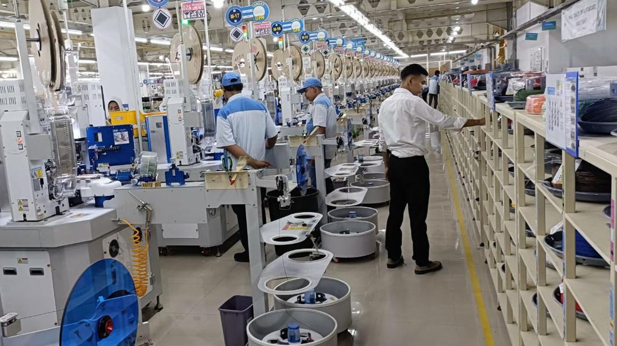 Pemerintah Pengin Ekonomi Tumbuh 8%, Manufaktur Jangan Sampai Loyo! — NadiKabar.com