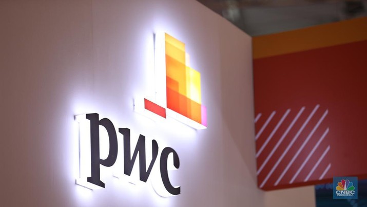 Ilustrasi PWC. (CNBC Indonesia/Tri Susilo)
