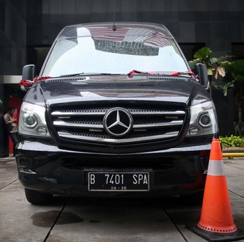 KPK Sita Mobil Mercy Sprinter SYL Yang 'Diumpetin', Ini Potretnya!