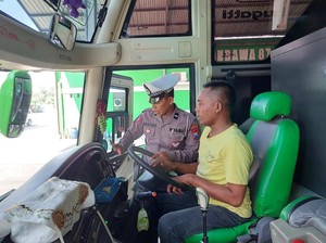 Satlantas Polres Pasuruan Kota Gelar Ramp Check PO Bus Cegah Laka Fatal