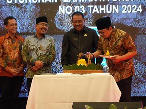 Gus Sadad dan Pakde Karwo Bertemu Ratusan Kades Se-Jatim, Ini yang Dibahas