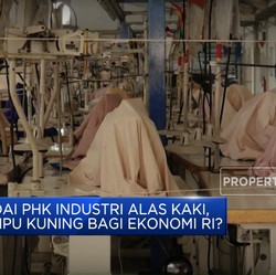 Video: Badai PHK Industri Alas Kaki, Lampu Kuning Bagi Ekonomi RI?