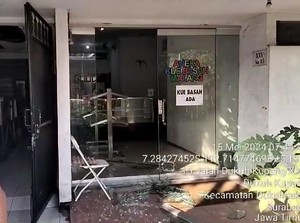 Toko Kue di Surabaya Diobok-obok Maling, Satu Motor Amblas