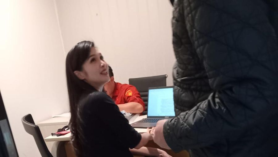 Penyidik Kejaksaan Agung melakukan pemeriksaan terhadap saksi kasus dugaan korupsi tata niaga komoditas timah wilayah Izin Usaha Pertambangan (IUP) PT Timah Tbk tahun 2015-2022 atas nama Sandra Dewi. (Dok Kejagung)