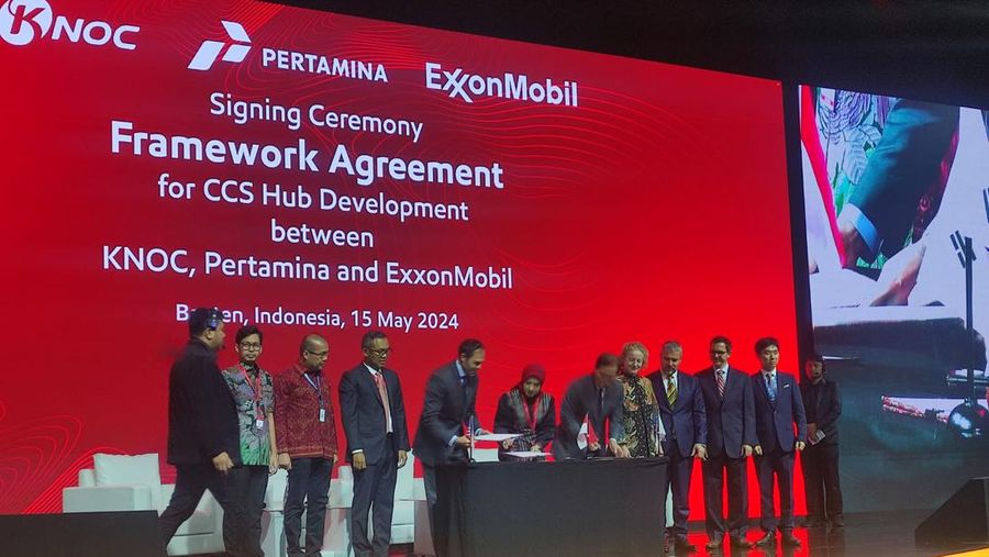 Pertamina and ExxonMobil (CNBC Indonesia/Verda Nano Setiawan)