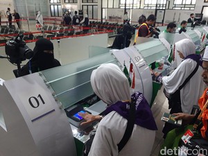 Melihat Pelayanan Makkah Route di Embarkasi Haji Solo